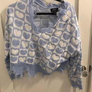 HEART PATTERNED SWEATSHIRT